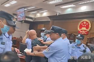 王霜微博：被前队友背后给了一手子吓得单刀没进，小王继续努力